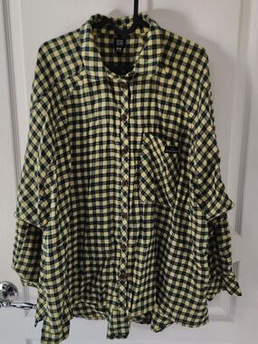 BDG Urban Outfitters "Brendan" Plaid Flannel Crop Shirt (Women's)
